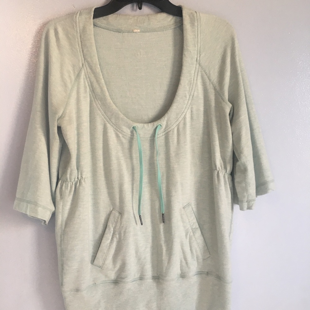 Lululemon SweatShirt Top 8/10